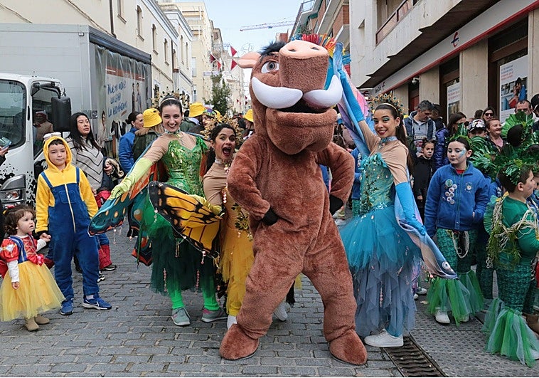 El lunes de cantera del Carnaval Romano arranca con el desfile infantil monumental
